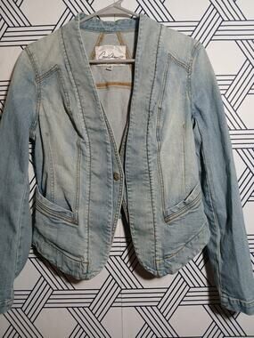 Carol Anderson by Invitation Denim Blazer Classic Tailored Feminine Fit